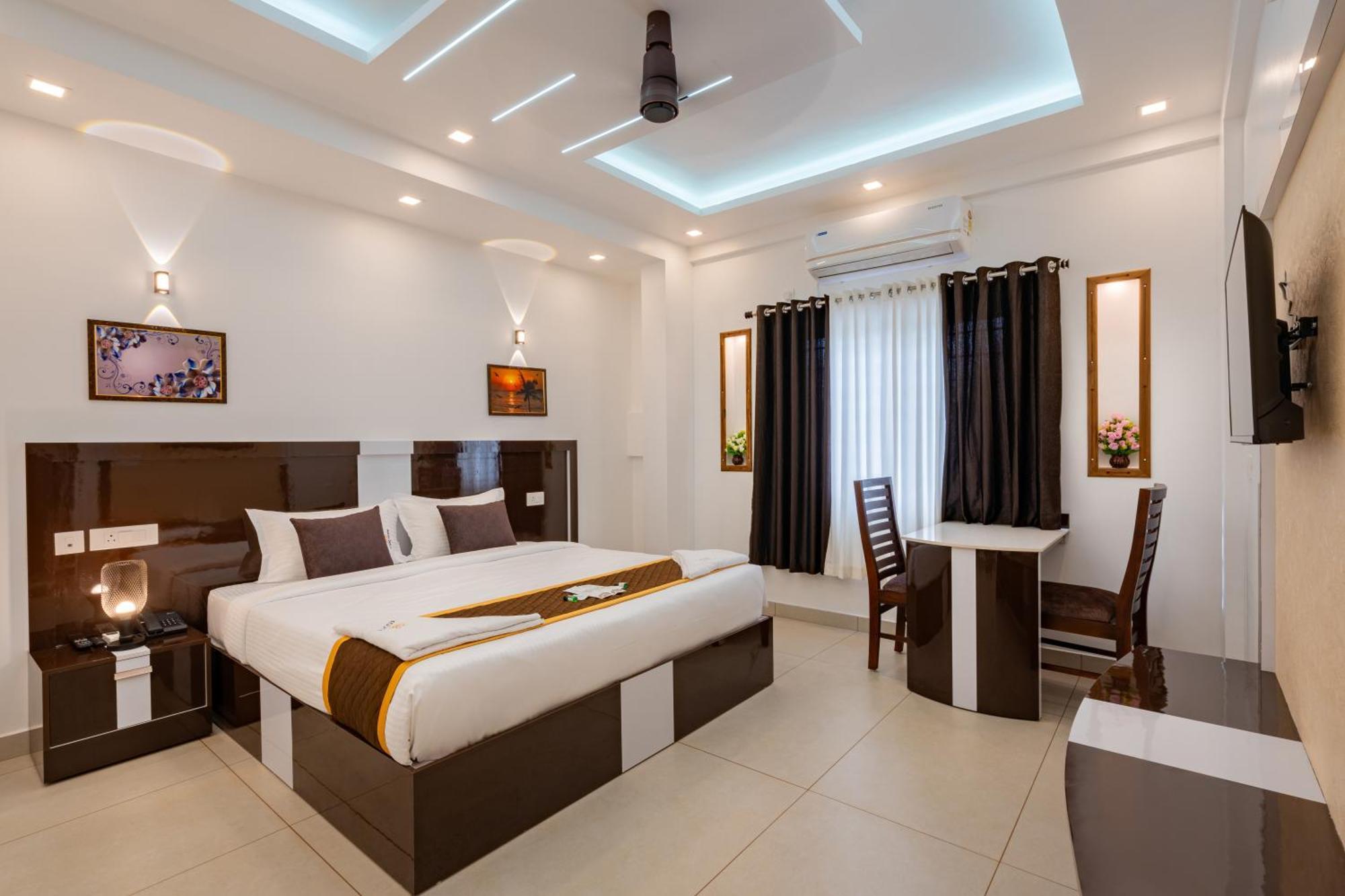 Cochin Airport Hotel Kochi Exterior foto